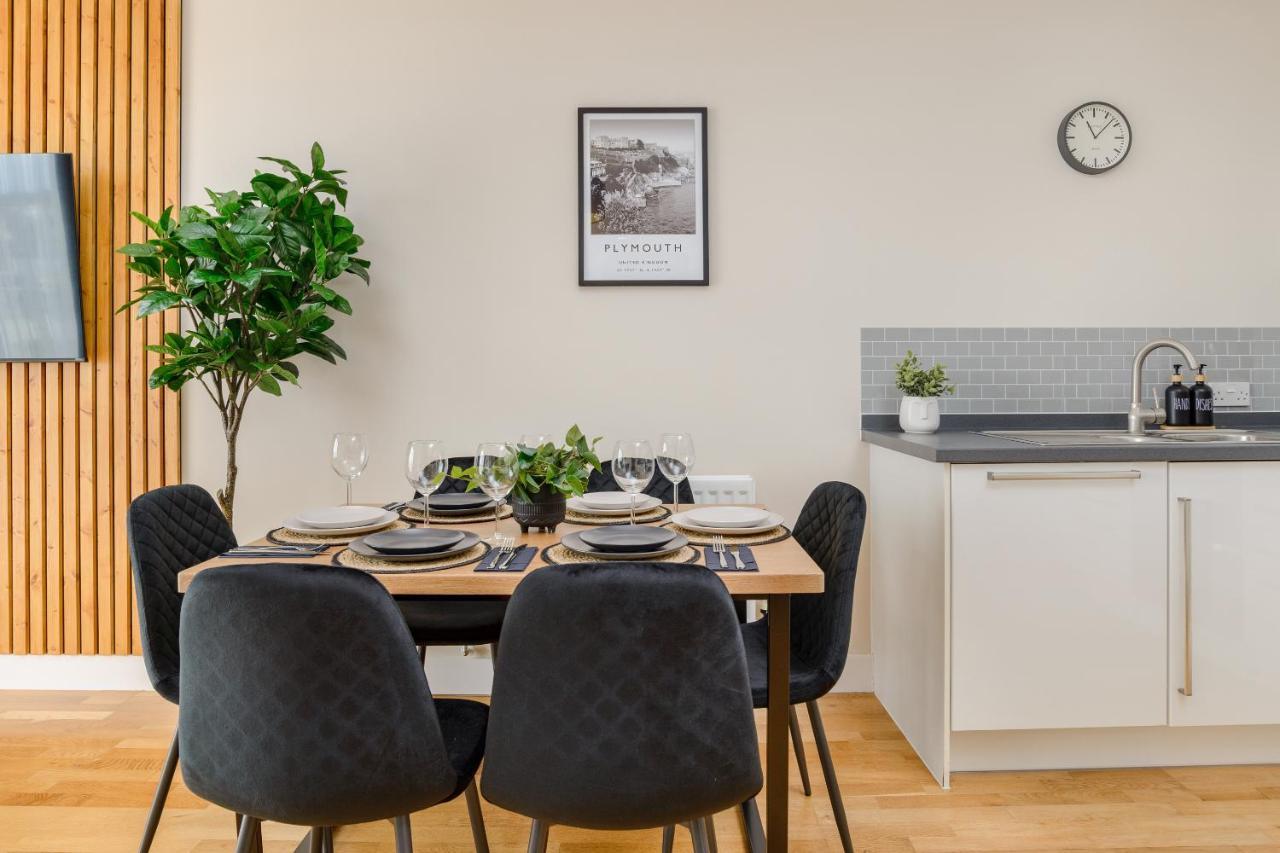 פלימות' Premium Apartment - Allocated Parking - Great Location מראה חיצוני תמונה