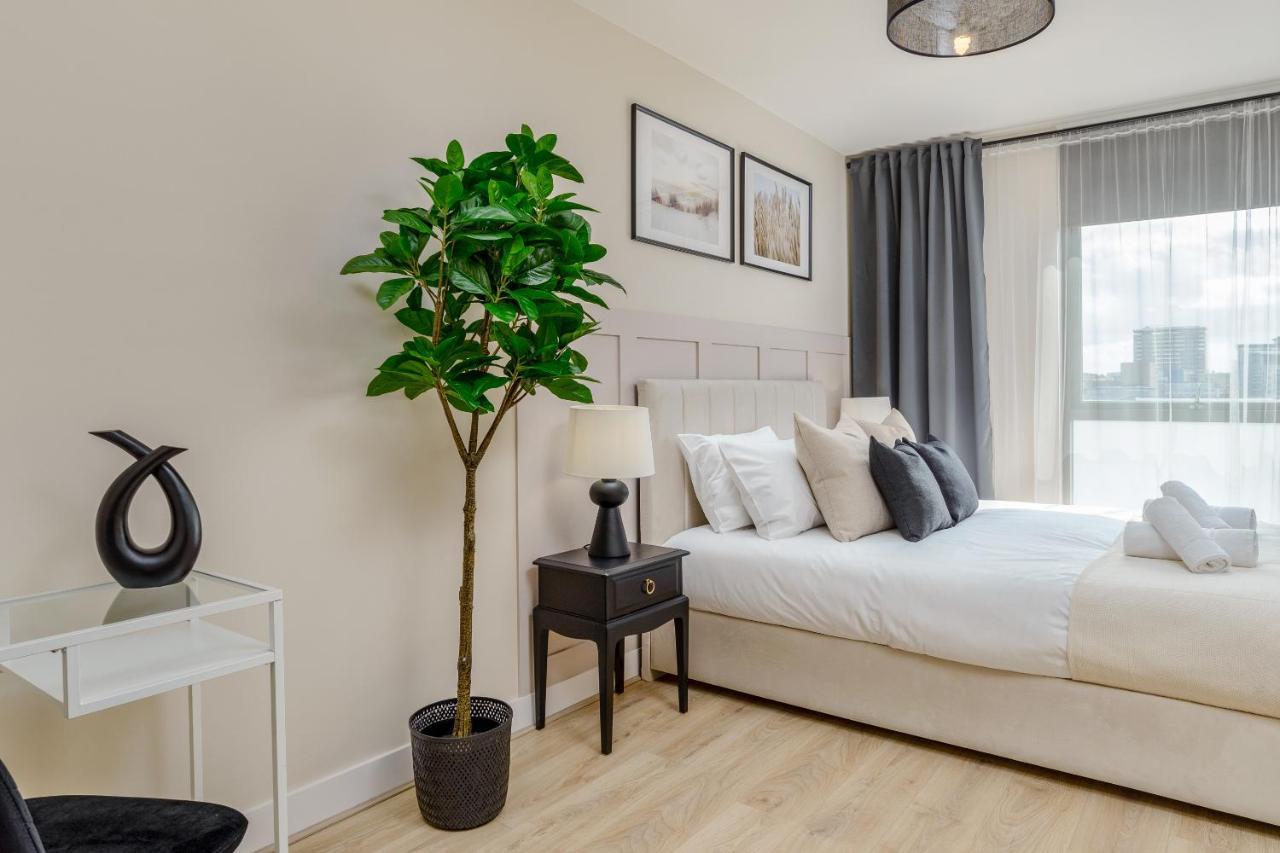 פלימות' Premium Apartment - Allocated Parking - Great Location מראה חיצוני תמונה
