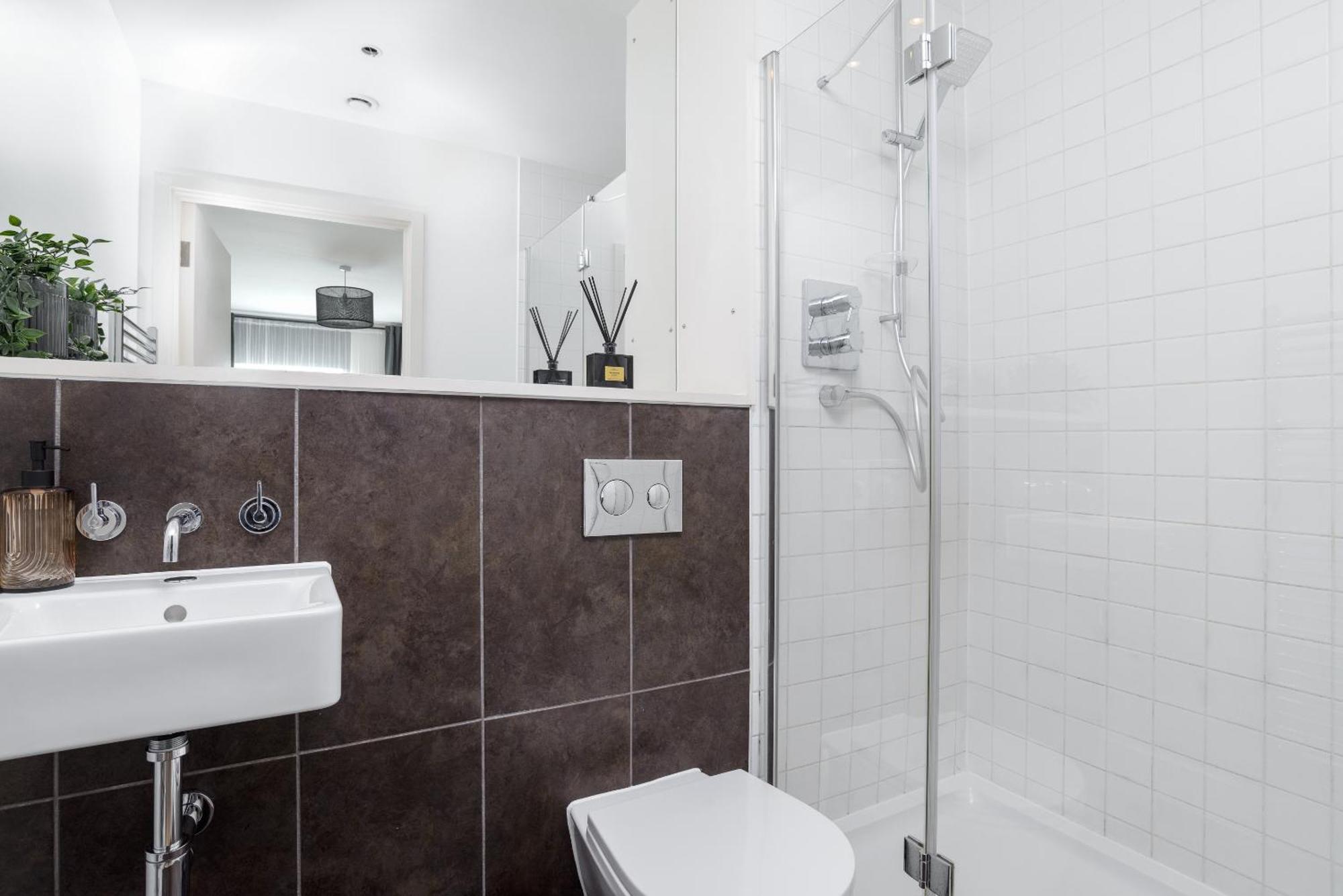 פלימות' Premium Apartment - Allocated Parking - Great Location מראה חיצוני תמונה